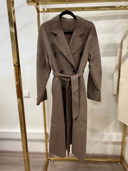 Kašmyro paltas su sagom